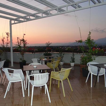 Sky Hotel Shkodër Dış mekan fotoğraf