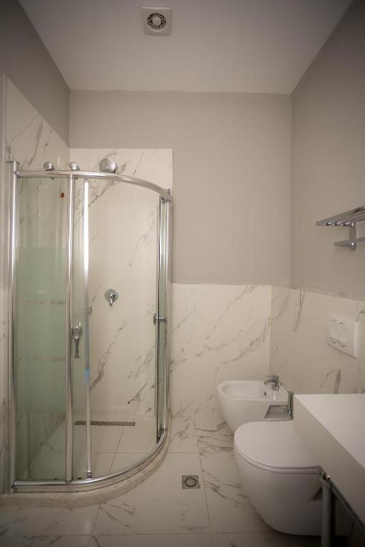 Sky Hotel Shkodër Dış mekan fotoğraf
